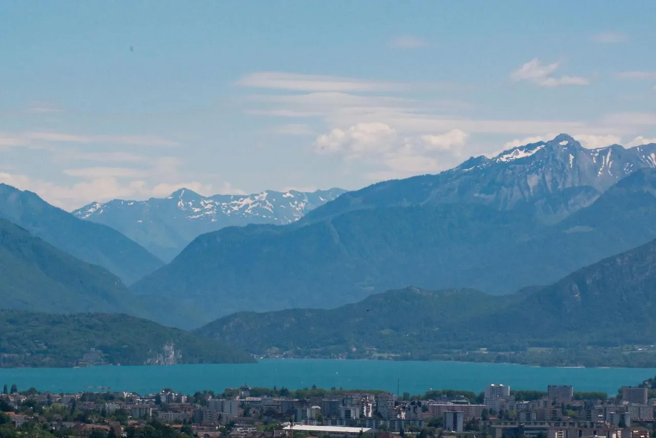 LA Villa Du Lac Annecy