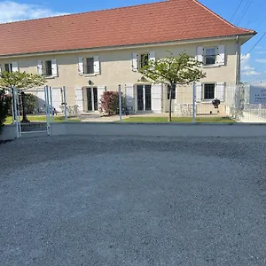 Aux Champs Pressinois Appartement
